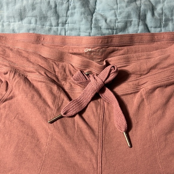 Calvin Kline performance Med - Picture 3 of 10